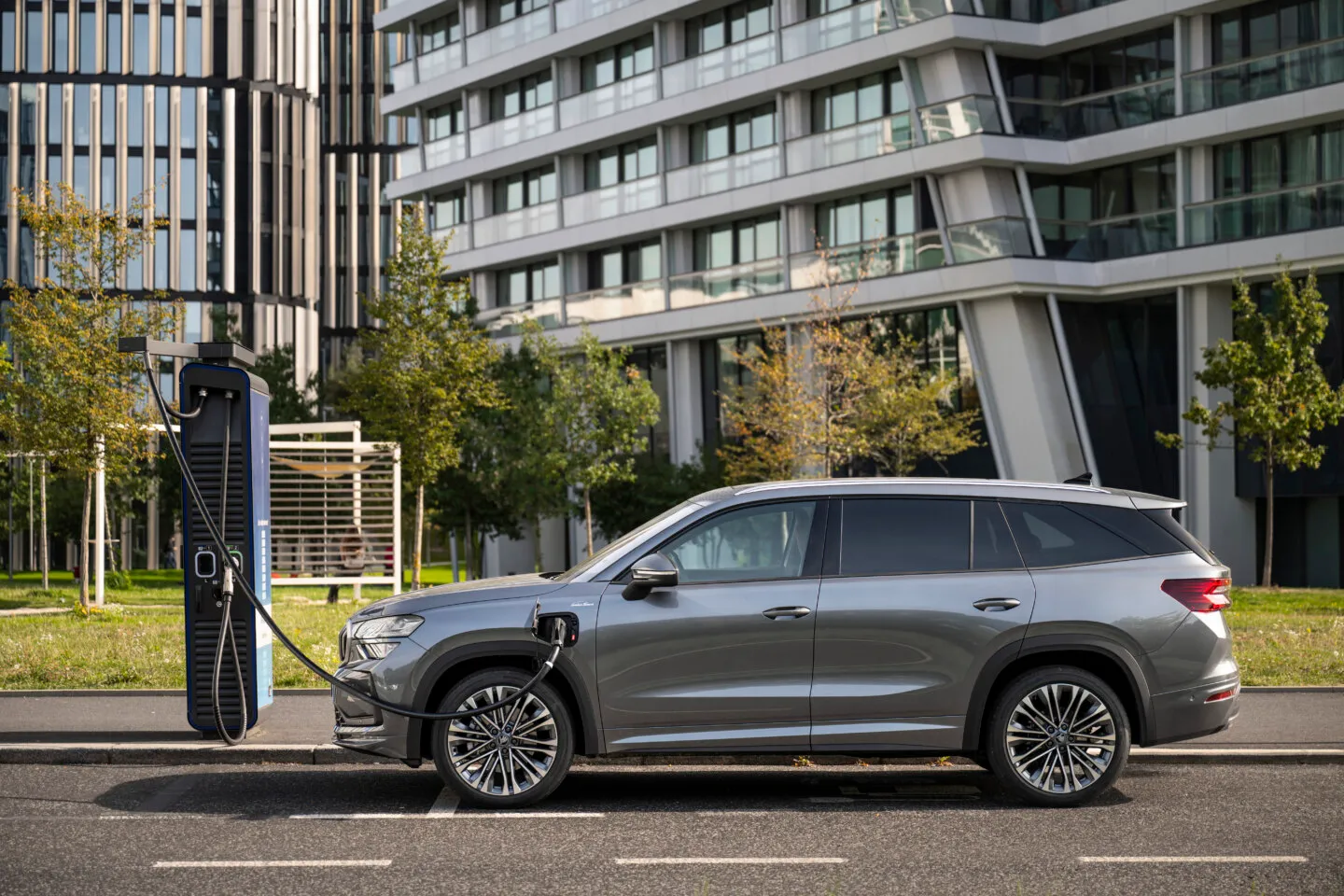Škoda Kodiaq: híbrido enchufable de 200 kW y acabado Laurin & Klement